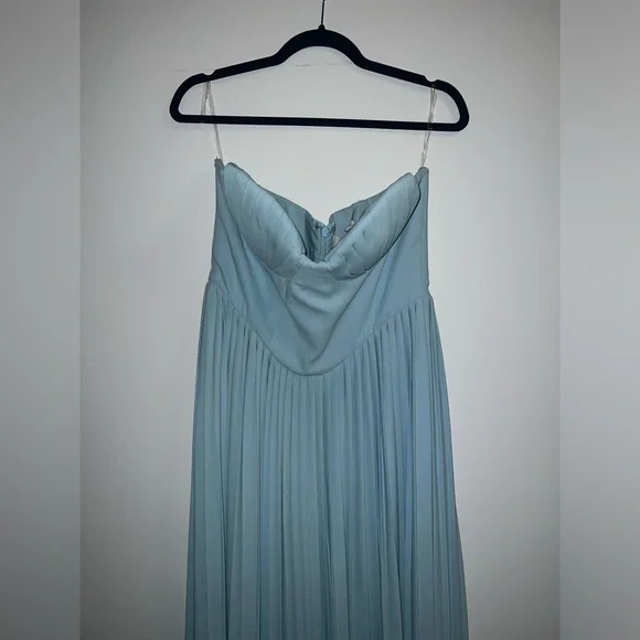 House of CB Marcella Ocean Blue Pleated Maxi Dress is available for  purchase on au PAY Market - Imported Goods Online Store Co.Ltd. | au PAY  Market - Online Shopping Site